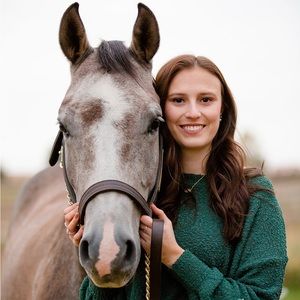 Meet your Posher, Isabella